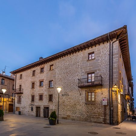 Palacio De Pujadas 比亚纳 外观 照片